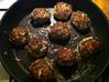 Kyllingefrikadeller med squash og hasselnødder