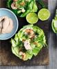 Grøn keto: Kålbåde med rejer, avocado og rød dressing